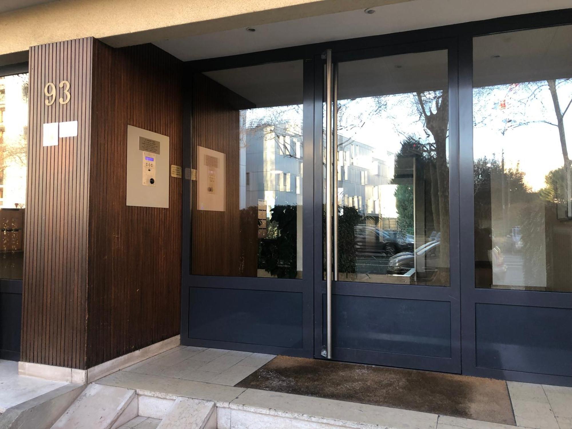 Fifa-Lodge & Breakfast Lyon Bagian luar foto